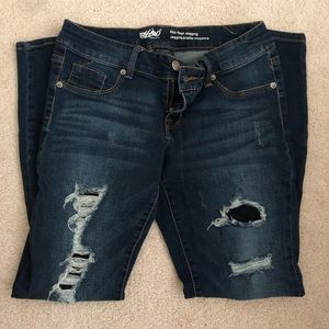 Distressed jegging